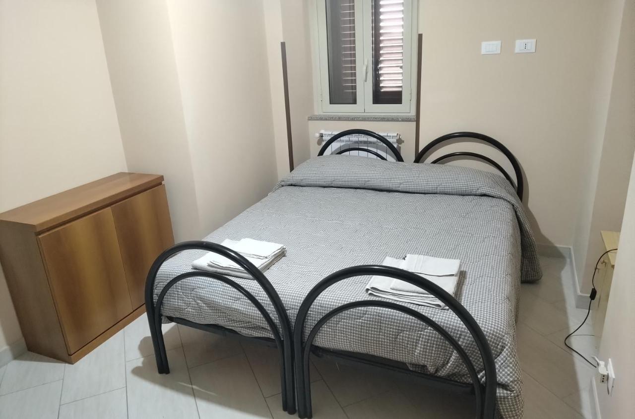 B&B "Nonna Maria"-Montalbano Elicona Buitenkant foto